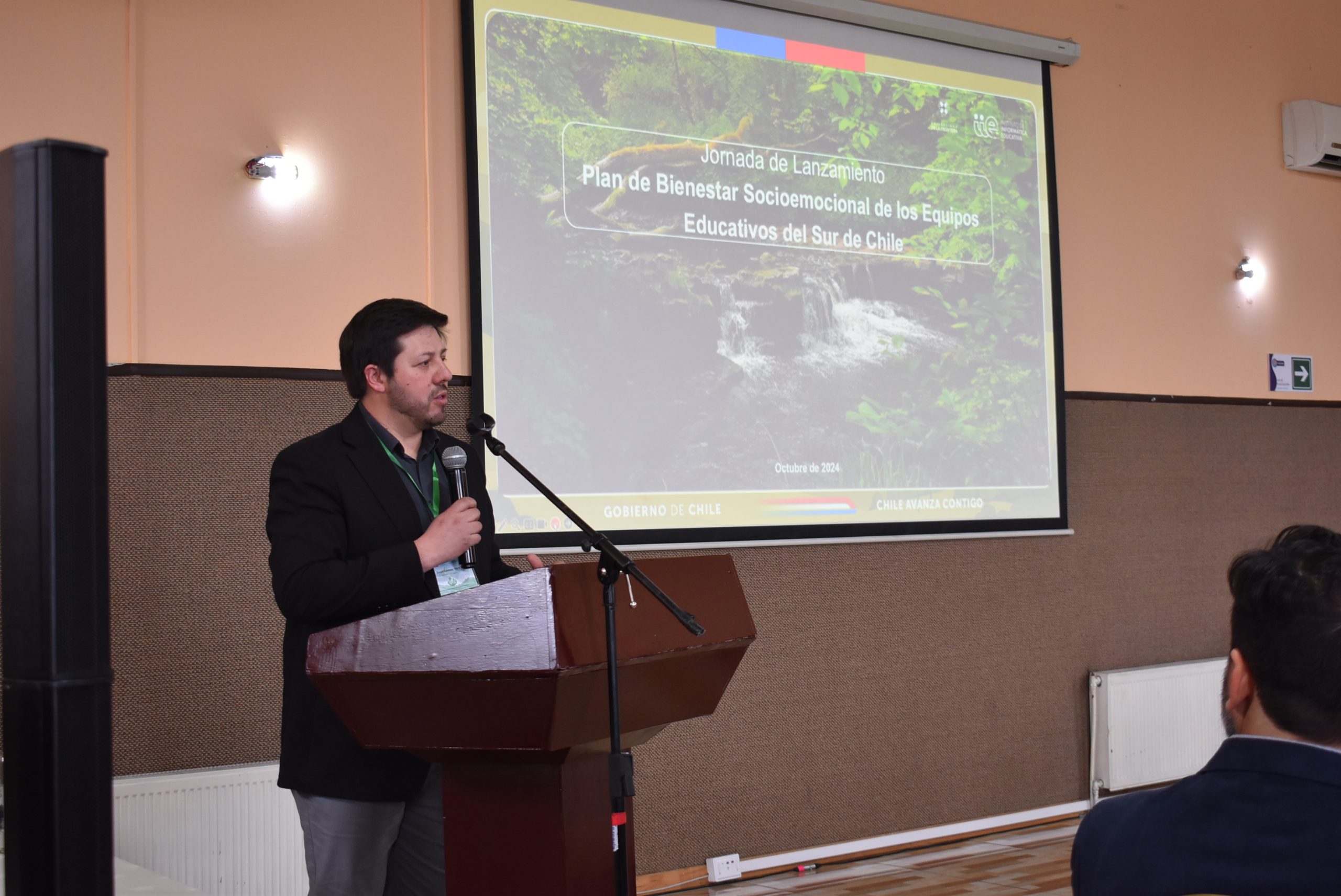 Lanzamiento de Los Lagos